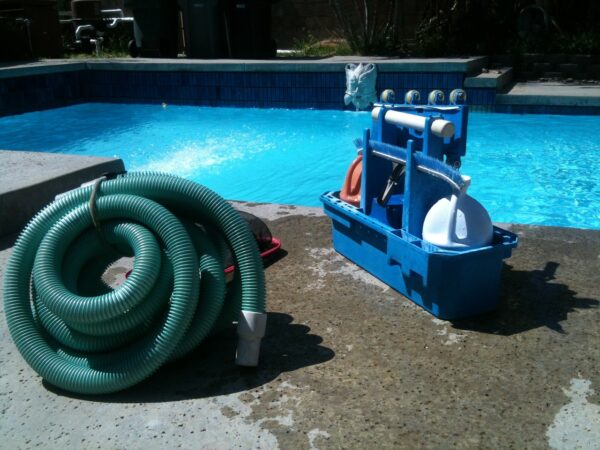 pool cleaning g6ce01a387 1280